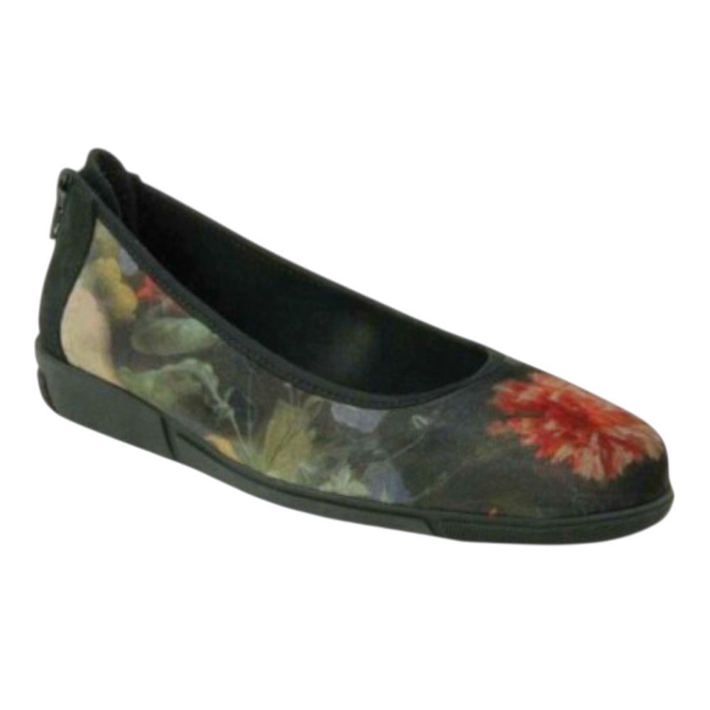 Sesto Meucci Diona Black Floral Suede Ballet Flats Italian Shoes Size 8.5